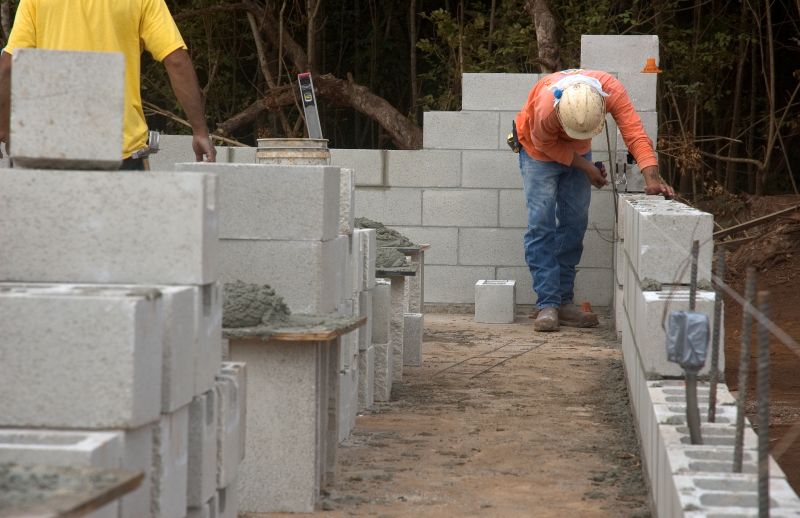 How Concrete Walls Improve Structural Stability And Drainage